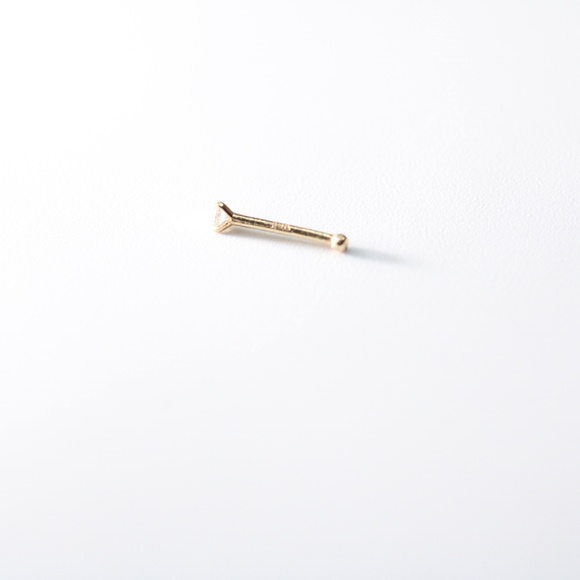 14kt. gold clear stud gem nose piercing 20guage New - Picture 1 of 5
